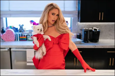 Quel est le prénom de la riche héritière du nom de Hilton ?