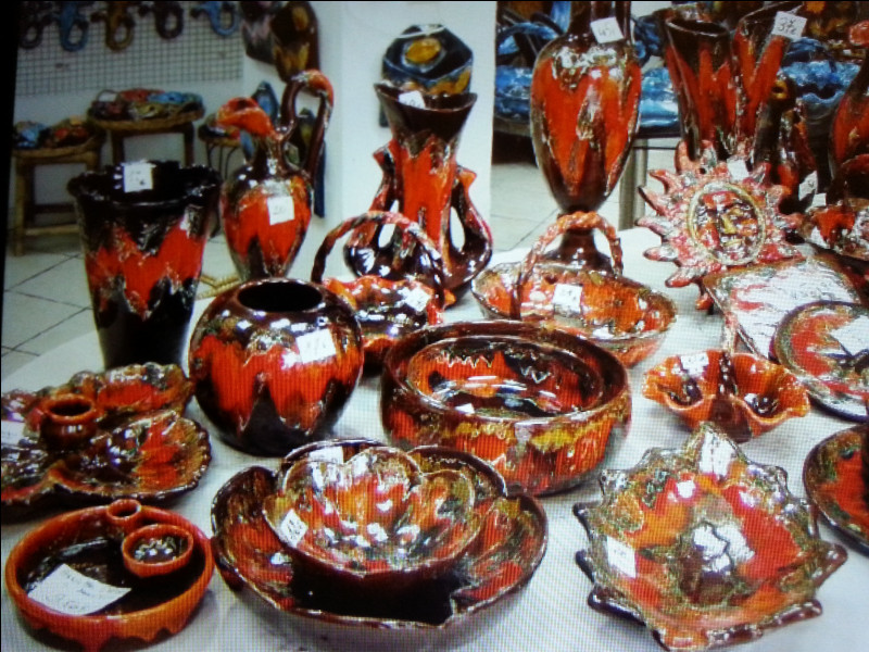 Dans quel département la ville de Vallauris "capitale de la céramique d'art et de la poterie", se trouve-t-elle ?