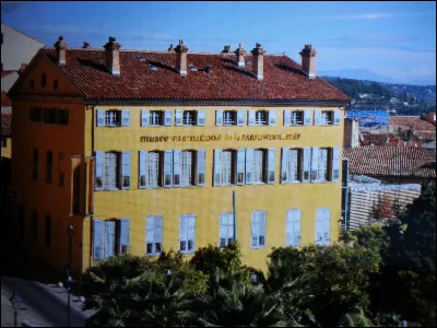 Quelle est la capitale mondiale du parfum ?