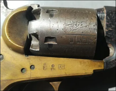 Quelle bataille de la guerre américano-mexicaine est gravée sur le barillet du Colt Navy 1851 ?