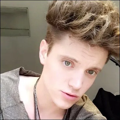 Comment s'appelle-t-il ?