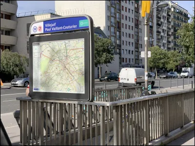 Combien de stations de métro desservent Villejuif ?