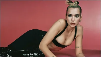 Dans quelle ville est née Dua Lipa ?