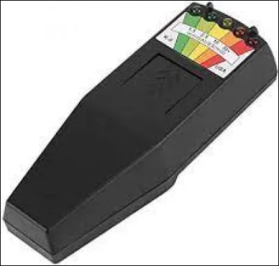 Comment se nomme cet équipement utilisé pour repérer une activité paranormale ?