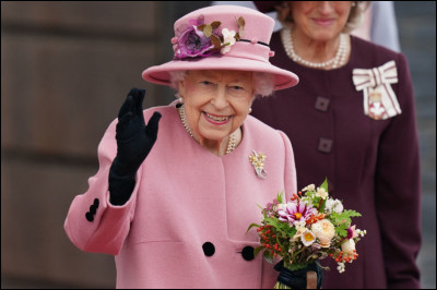 Quel est l'âge de la reine Elisabeth II ? (2021)
