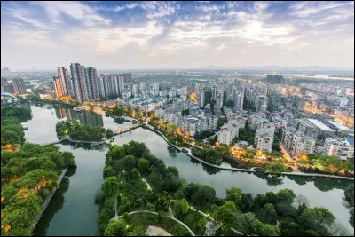 Dans quel pays se situe Fuzhou ?