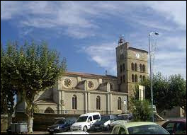 Vous avez sur cette image l'église Notre-Dame de la Rominguère, à Coursan. Ville occitane, dans l'aire urbaine Narbonnaise, elle se situe dans le département ...