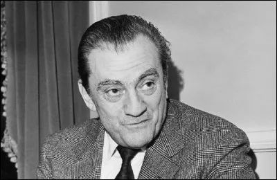 Qui est ce cinéaste, réalisateur du film de 1971 ''Mort à Venise'' ?