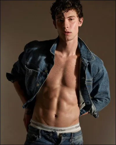 Avec qui sort le filleul de Georgina ?