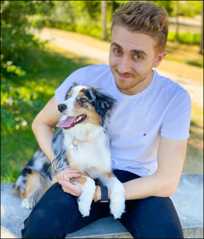 Comment s'appelle son chien ?