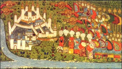 Le Sultan entame une série de conquêtes militaires ; il s'empare en août 1521 de cette ville que son grand père avait échoué à prendre : quelle est cette ville, alors bastion de la chrétienté face aux Ottomans ?