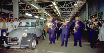 Combien de 2 CV Citroën seront produites ?