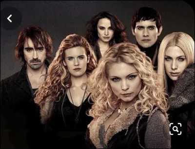 Comment se nomment les trois surs du clan Denalis ?