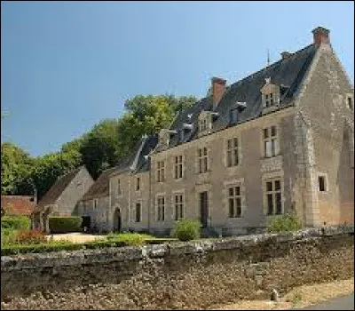 Nous sommes maintenant dans le Centre-Val-de-Loire, devant le manoir de la Possonnière, à Couture-sur-Loir. Ancienne commune de l'arrondissement de Vendôme, elle se situe dans le département ...