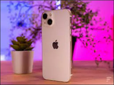 Quel objet high tech Apple sort-il en 2007 ?