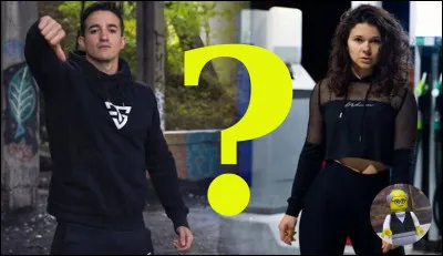 Dans « Belle au naturel », Juju Fitcats chante : 
« J'trouve ça bizarre 
Davoir du mépris quand j'te regarde 
J'trouve ça bizarre
De ne jamais être pressé d'te revoir 
Jai toujours quelque chose à t'reprocher et ça m'désole ... »