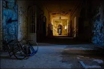 Si oui, serais-tu capable d'y rester quelques heures en pleine nuit ?