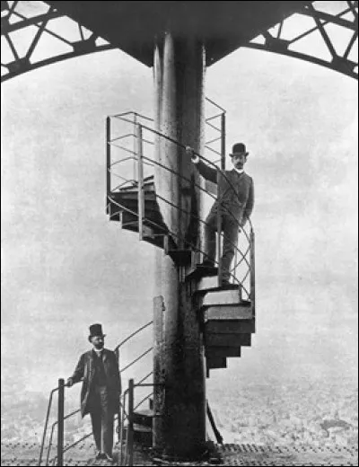 On l’appelle ainsi mais quels sont en fait les deux ingénieurs qui ont marqué sa conception ?