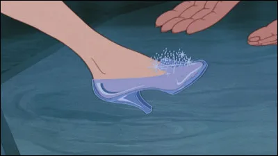 Quelle héroïne de Disney a des pantoufles de verre ?