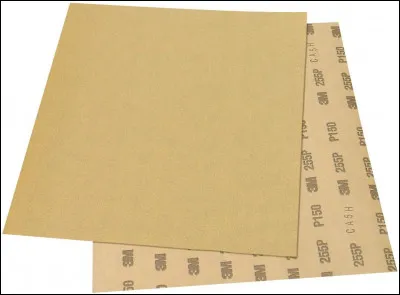 Quel autre nom donne-ton au papier de verre ?