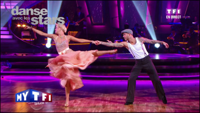 Cette danse très lente avec beaucoup de beauté, elle ressemble a la valse, c'est...