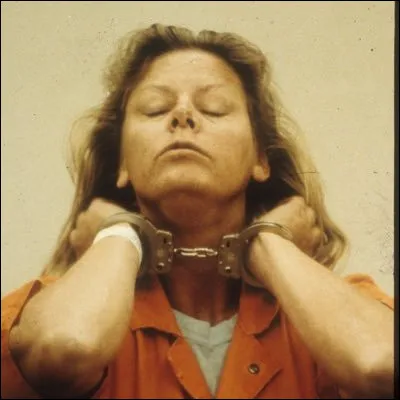 Après son arrestation, combien de fois est-elle condamnée à la peine capitale ?