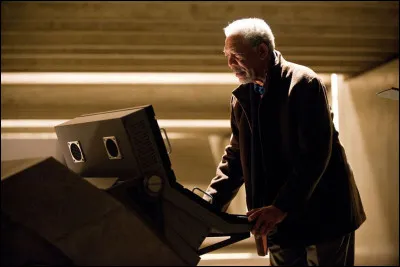 Dans quel film Morgan Freeman travaille-t-il pour un riche héritier ?