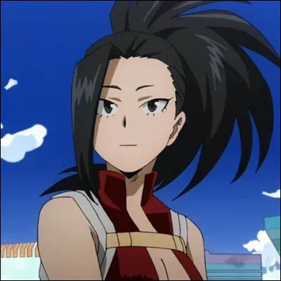 Quelle est la taille de Yaoyorozu Momo ?