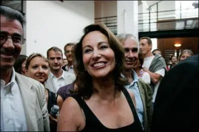 Qu'a dit le porte-parole de l'UMP Dominique Paill  propos de Sgolne Royal, qui le poursuit pour 'injures' ?