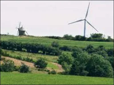 Je vous emm&egrave;ne en Auvergne-Rh&ocirc;ne-Alpes, &agrave; Celoux. Petit village de 62 habitants, au nord de la Margeride, il se situe dans le d&eacute;partement ...