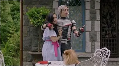 Comment s'appelle le couple Carlos + Jane ?