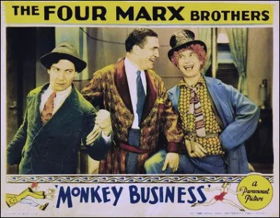 Voici l'affiche du film burlesque "Monnaie de singe" des Marx Brothers. Sur les quatre frères lesquels sont représentés sur cette affiche ?