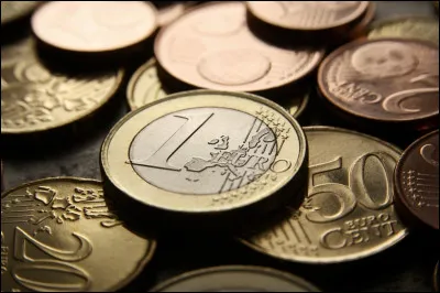 Combien existe-t-il de catégories de pièces de monnaie servant à payer, en euros ?
