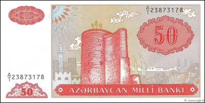 Les habitants de Bakou règlent leurs achats avec...