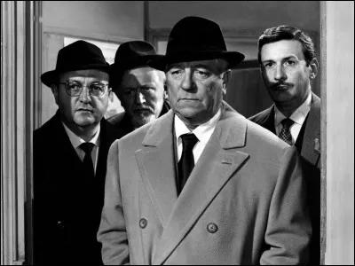 Trois petits truands décident de se lancer dans la fausse monnaie et font appel à un expert : Ferdinand Maréchal (Jean Gabin), alias le Dabe. Quel est ce film ?