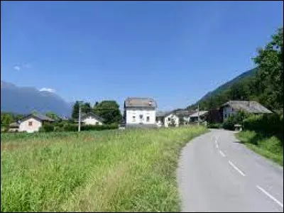 Nous terminons notre balade à Villard-Léger. Village Savoyard, il se situe en région ...