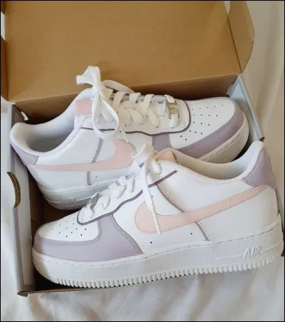 Quelle paire de chaussures préfères-tu ?