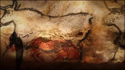 Combien de représentations d'animaux trouve-t-on dans la grotte de Lascaux ?