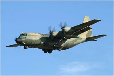 Qui est sur la place, en 1966, pour Bernard Clavel ?