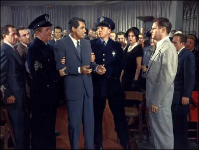 La scène de la vente aux enchères, c'est dans ...