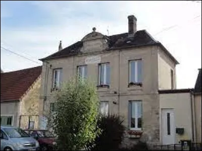 Village Axonais, Mauregny-en-Haye se situe en région ...