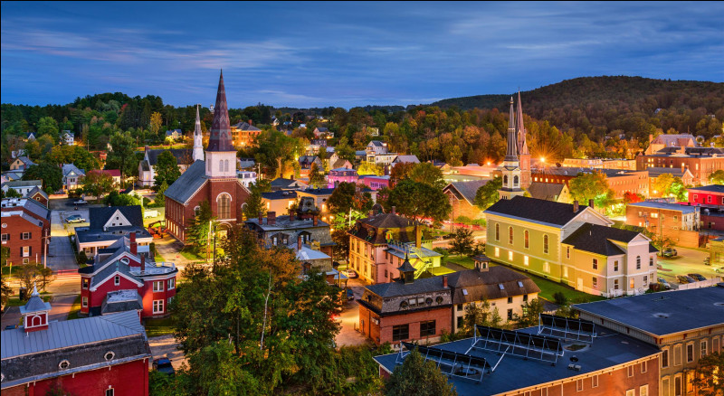 Quelle est cette ville fondée en 1787, capitale de l'État du Vermont dont le nom est lié à un engouement pour la France de par son action dans la révolution américaine ?