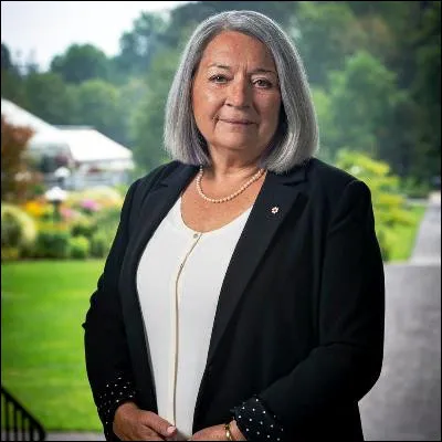 Quel pays du Commonwealth est actuellement dirig&eacute; par Mary Simon, une gouverneure g&eacute;n&eacute;rale repr&eacute;sentant la reine d'Angleterre ?