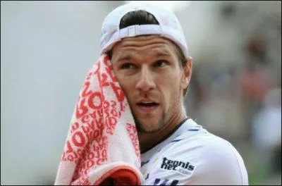 L'tonnant autrichien Jurgen Melzer est arriv jusqu'en demi-finale en ayant battu en quarts...