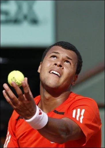 A cause d'une blessure, Jo-Wilfried Tsonga a abandonn face ...