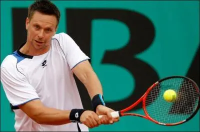 Robin Soderling a battu en quarts de finale...