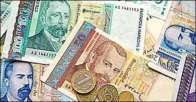 À quel écrivain doit-on le roman "Les Faux-monnayeurs" ?