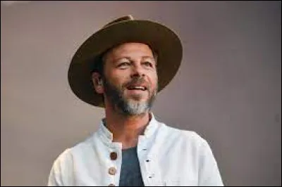 Quelle comédie musicale a révélé le chanteur Christophe Maé en 2005 ?