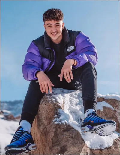 Quel âge a-t-il ? (2021)