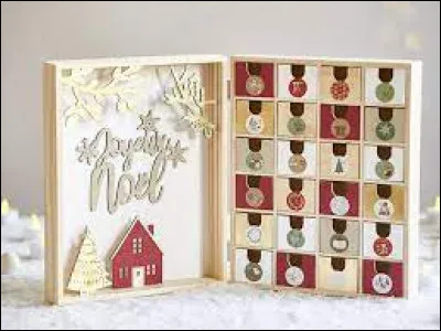 En attendant le jour de Noël, il existe le calendrier de l'avent pour patienter agréablement. Combien de cases possède-t-il ?